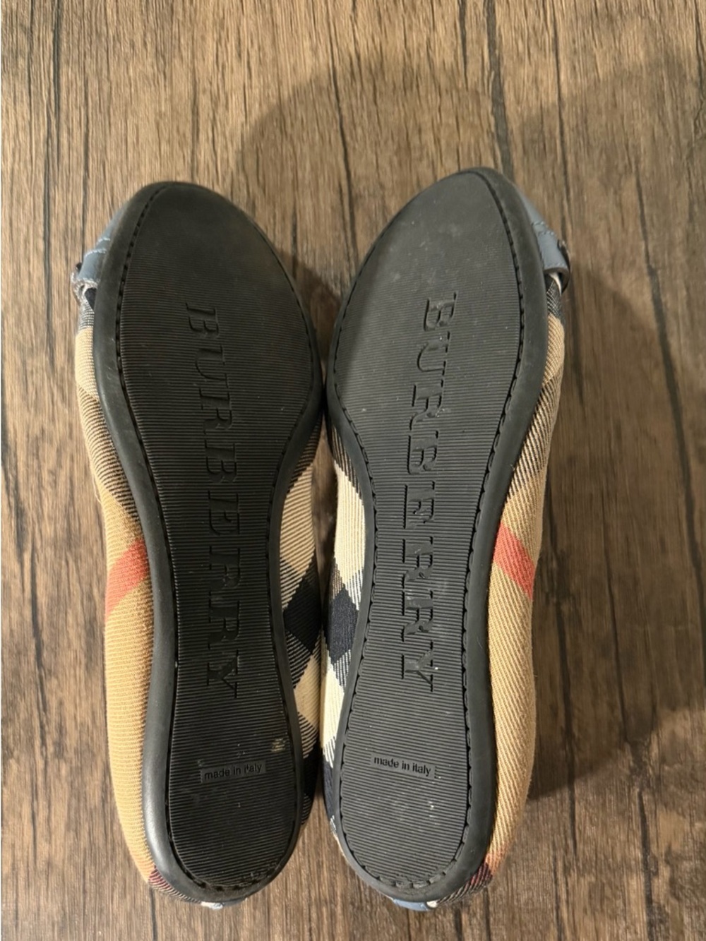 Burberry Blue Leather & Iconic Check Ballet Flats with Gold Hardware - Picture 2 of 5